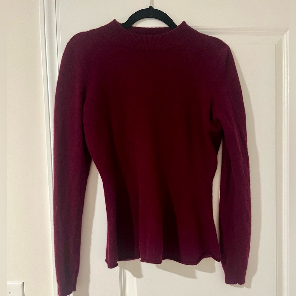 NWOT Lockhart 100% Cashmere Sweater, Size M